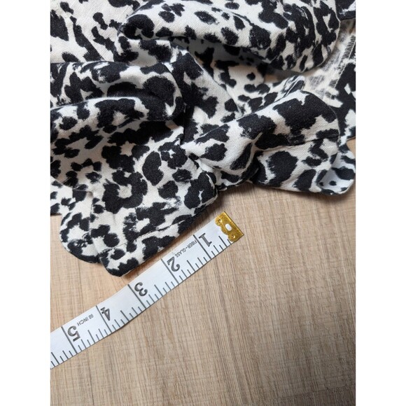 J. Crew Animal Print Linen Blend Shorts Size 10 Scalloped Women’s Boho - Picture 9 of 9